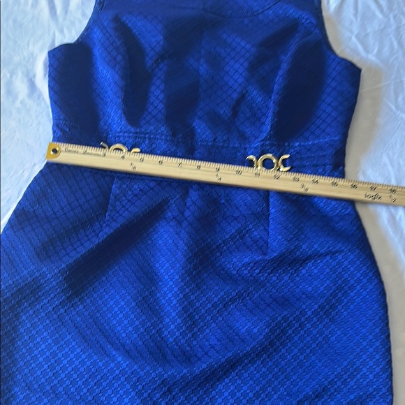 Chic Royal Blue Sleeveless Midi Dress - Picture 6 of 7